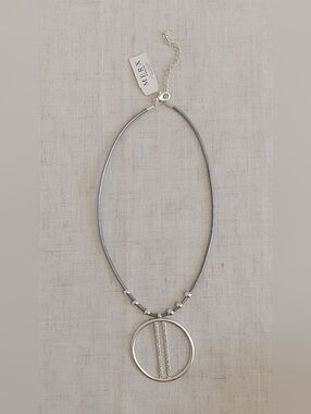 MERX Modern Minimalist Pendant Necklace - New Old Stock (NWT)